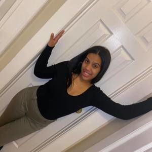 Meet your Posher, Analis